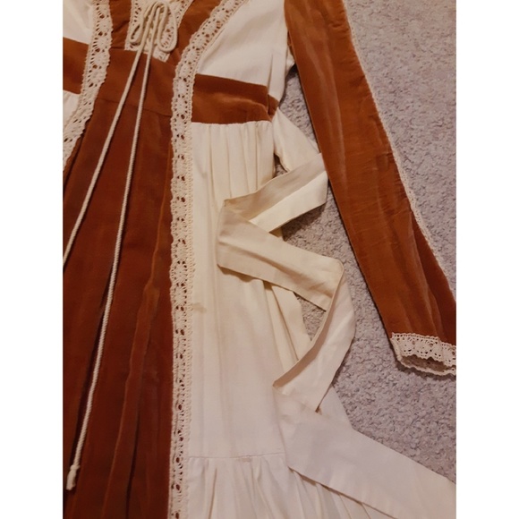 SOLD - Picture 3 of 8